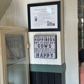 MacKay's Ice Cream - Ice Cream & Frozen Yogurt Near Me - Cochrane, Alberta