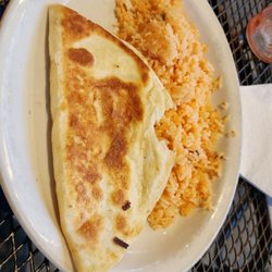 La Cocina Mexican Restaurante - Kids quesadilla