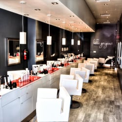 Blo Blow Dry Bar
