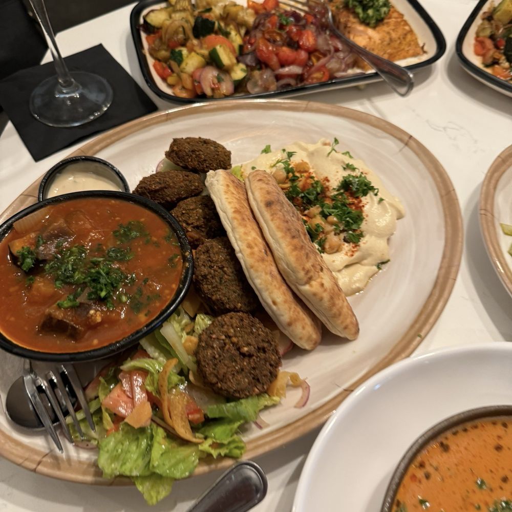 Falafel Shawarma