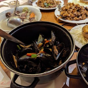 La Chine Masséna - Mussels - Cantonese Near Me - Paris, 75 La Chine Masséna - Mussels - Cantonese Near Me - Paris, 75