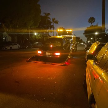 AAA - 4 hours later after first called at 4.04pm. Promising to be picking up within 45-55 mins. - Travel Services Near Me - Long Beach, California