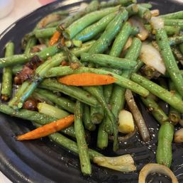 Sauté green beans Sauté green beans