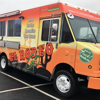 El Rodeo Go - a food truck parked in a parking lot - Food Trucks Near Me El Rodeo Go - a food truck parked in a parking lot - Food Trucks Near Me