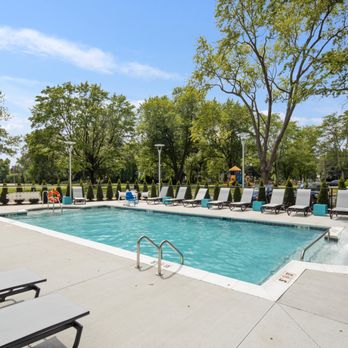 The Flats at Douglas - Apartments Near Me - Toledo, Ohio The Flats at Douglas - Apartments Near Me - Toledo, Ohio
