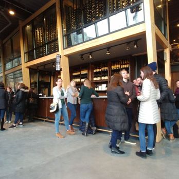 District Winery - Tasting station - Wineries Near Me - Washington, DC, District of Columbia
