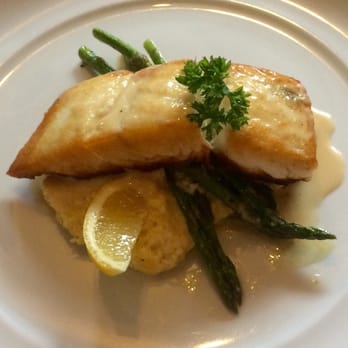 Vangeli's Bistro - Halibut with Brie polenta and asparagus - New American Near Me - Seneca, South Carolina