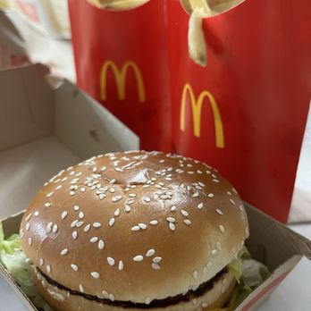 McDonald's - Fast Food Near Me - Sacramento, California McDonald's - Fast Food Near Me - Sacramento, California