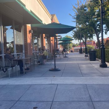 Starbucks - Tables on the street - Coffee & Tea Near Me - Los Angeles, California Starbucks - Tables on the street - Coffee & Tea Near Me - Los Angeles, California