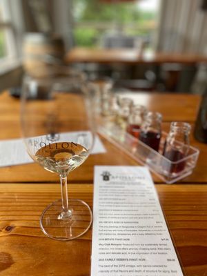 Apolloni Vineyards by null