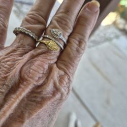 Ernesto's Jewlery - My new ring