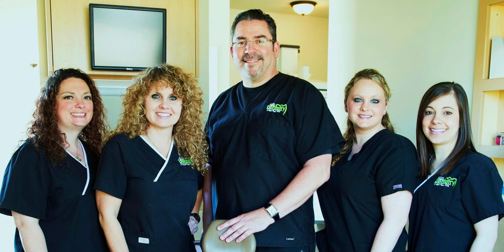 ARTISTIC DENTISTRY Updated October 2024 15 Photos & 16 Reviews