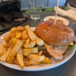 Rosie's Coffee Cafe - Grilled chicken sandwich