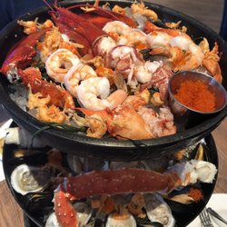 Whiskey & Oyster - Ummm...do you see that lobster??? Best part of the meal!