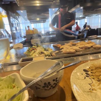 Volcano Steak & Sushi - Sushi Bars Near Me - Kennesaw, Georgia