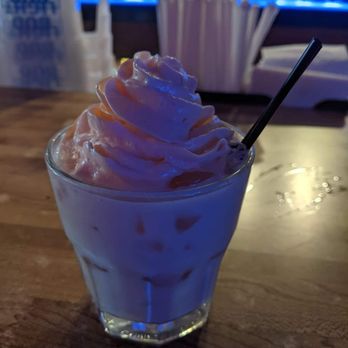 The Old Stoney Ledge - a cup of ice cream - Dive Bars Near Me - Findlay, Ohio