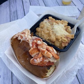 James Hook & Co - Seafood Near Me - Boston, Massachusetts
