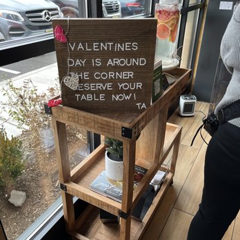 True Food Kitchen - New American Near Me - Edison, New Jersey True Food Kitchen - New American Near Me - Edison, New Jersey