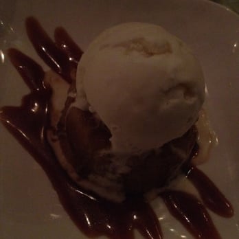 Mua - Pineapple upside down cake - Bars Near Me - Oakland, California