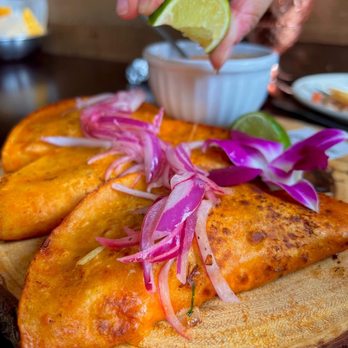 Frida - Birria tacos - Mexican Near Me - West Hartford, Connecticut Frida - Birria tacos - Mexican Near Me - West Hartford, Connecticut