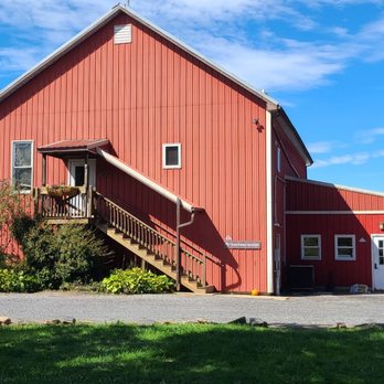 Unionville Vineyards - Tasting Room - Wineries Near Me - Ringoes, New Jersey
