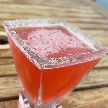 Everett's - Wine Bars Near Me - Wasilla, Alaska