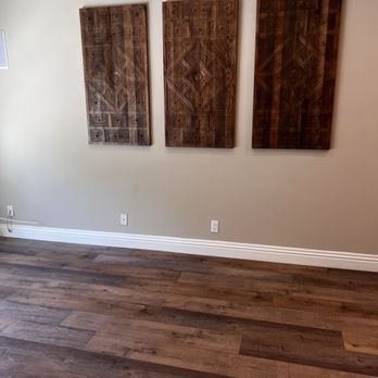 Preferred Home Builders - New laminate flooring - General Contractors Near Me - Canoga Park, California Preferred Home Builders - New laminate flooring - General Contractors Near Me - Canoga Park, California