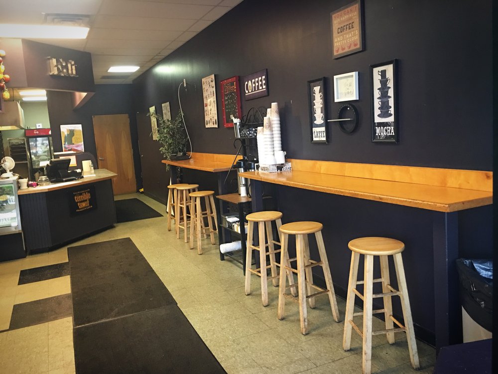 AMATOS CRAVINGS Updated September 2024 11 Photos 158 West Main St