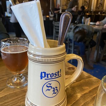 Sutter Buttes Brewing - Cool silverware holder - Pubs Near Me - Yuba City, California
