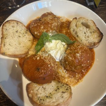Serafina Tribeca - Meatballs - Bars Near Me - New York, New York