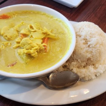 The Coconut Downtown - Yellow curry chicken - Thai Near Me - Reno, Nevada The Coconut Downtown - Yellow curry chicken - Thai Near Me - Reno, Nevada