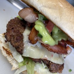 Girls On Fire Food Truck - Papacito burger.