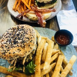Bacon Cheeseburger