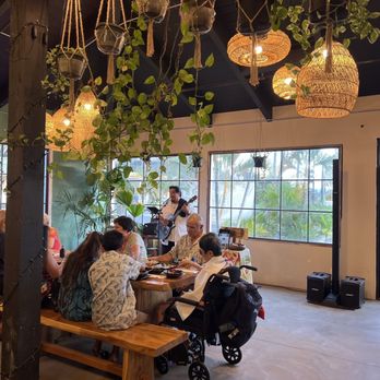 Napali Brewing - Live music at Napali Brewing Co. - Brewpubs Near Me - Kapaʻa, Hawaii