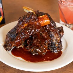 Enzo's BBQ & Ale House