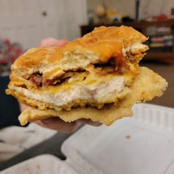 Cobleskill Diner - Chicken Teaser Sandwich - Diners Near Me - Cobleskill, New York