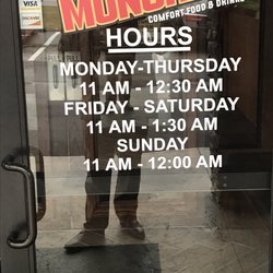 Munchie’s - Hours