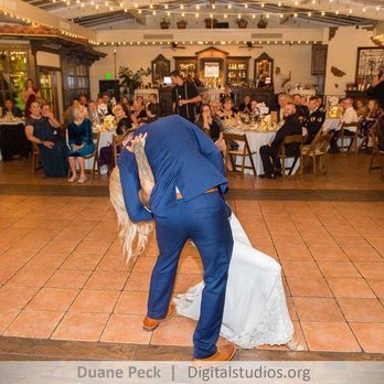 Duane Peck Wedding Photography - Photographers Near Me