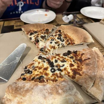 The Sink - BYO PIZZA (MEDIUM) - Pizza Near Me - Boulder, Colorado The Sink - BYO PIZZA (MEDIUM) - Pizza Near Me - Boulder, Colorado