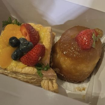 Liliha Bakery - Bakeries Near Me - Honolulu, Hawaii Liliha Bakery - Bakeries Near Me - Honolulu, Hawaii