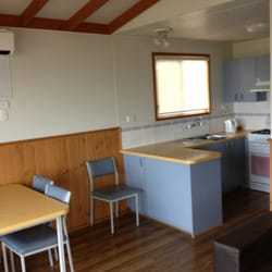 Marengo Holiday Park - Cabin kitchen area