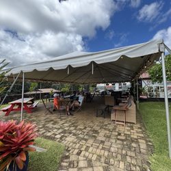 Ally's Cocina - Ally's Cocina food truck and seating