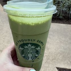 The Cocoa Bean - venti iced matcha green tea latte