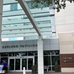 Center for Neurosurgical and Spine Care - Entrance to main building
