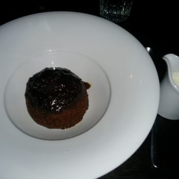 The Crown at Bray - Stick toffee pudding - British Near Me - Maidenhead, WNM The Crown at Bray - Stick toffee pudding - British Near Me - Maidenhead, WNM
