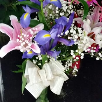 Pulido's Flowers & Gifts - Florists Near Me - Arleta, California Pulido's Flowers & Gifts - Florists Near Me - Arleta, California