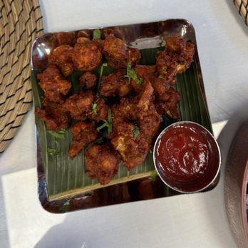 SouthIndieS - Interior: crispy cauliflower - Indian Near Me - Sunnyvale, California SouthIndieS - Interior: crispy cauliflower - Indian Near Me - Sunnyvale, California