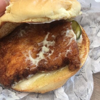 Carl's Jr - Hand-breaded Chicken Sandwich - Fast Food Near Me - Long Beach, California