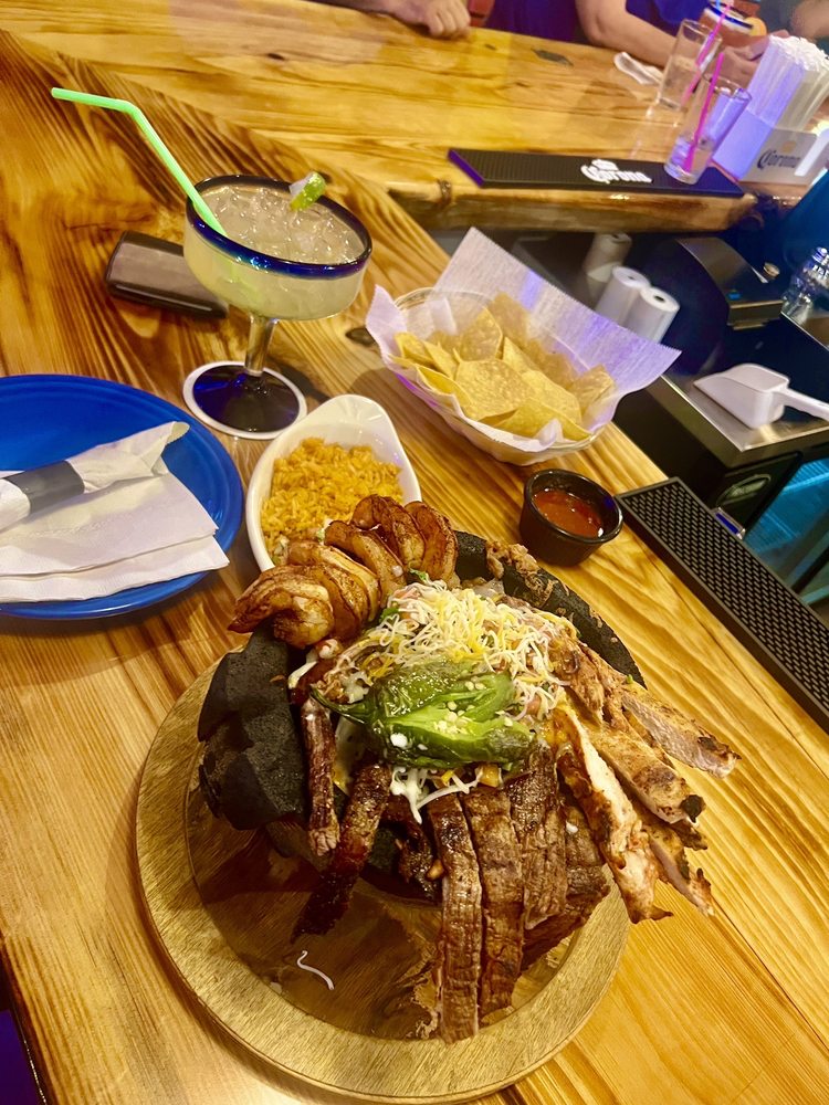 Rezensionen Für Mexican Cuisine Bar & Restaurant LA PIÑATA MEXICAN BAR+ GRILL - Updated August 2024 - 79 Hadley Rd