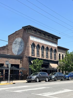 The Exchange Pub + Kitchen by null
